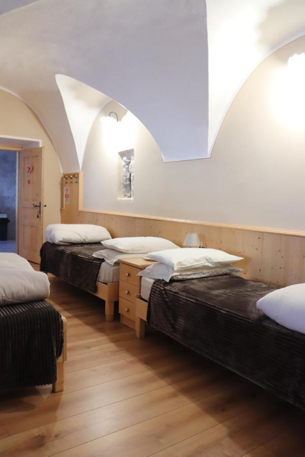 Agriturismo La Canonica Brez Екстер'єр фото