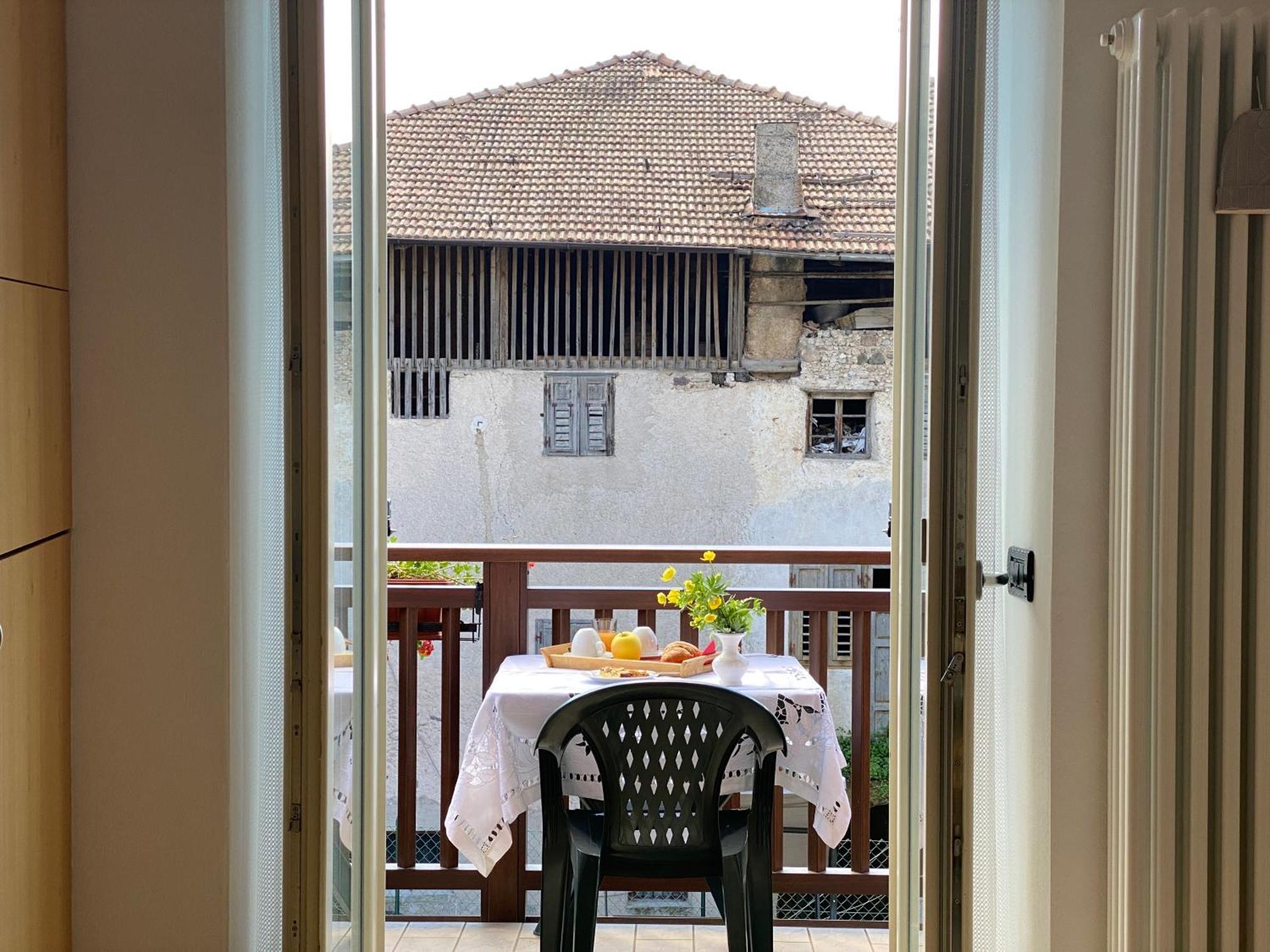 Agriturismo La Canonica Brez Екстер'єр фото